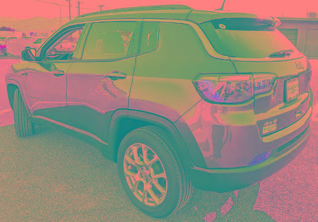 Used 2022 Jeep Compass Latitude AWD/4WD image 4