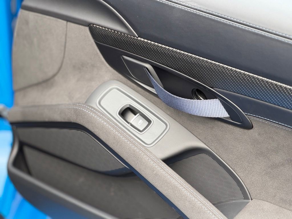 Used 2025 Porsche 718 Cayman GT4 RS w/ Weissach Package image 35