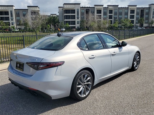 New 2025 Alfa Romeo Giulia w/ Driving Assist Package image 4
