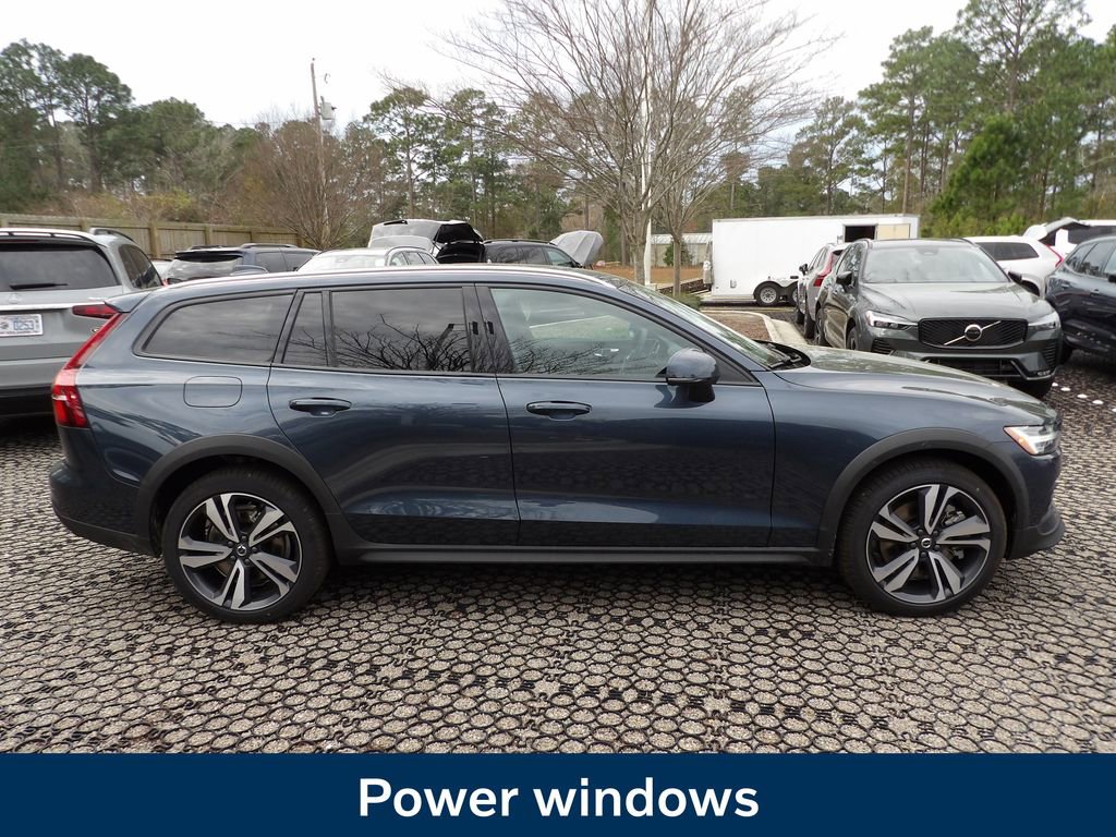 New 2026 Volvo V60 B5 Cross Country Plus w/ Protection Package Premier image 4