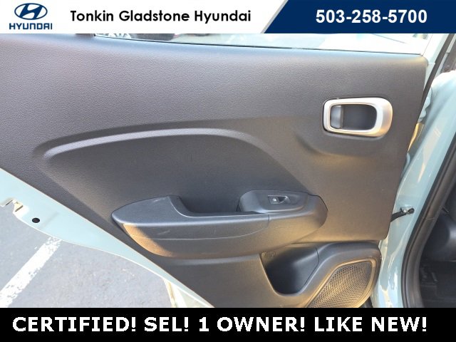 Certified 2025 Hyundai Venue SEL image 24