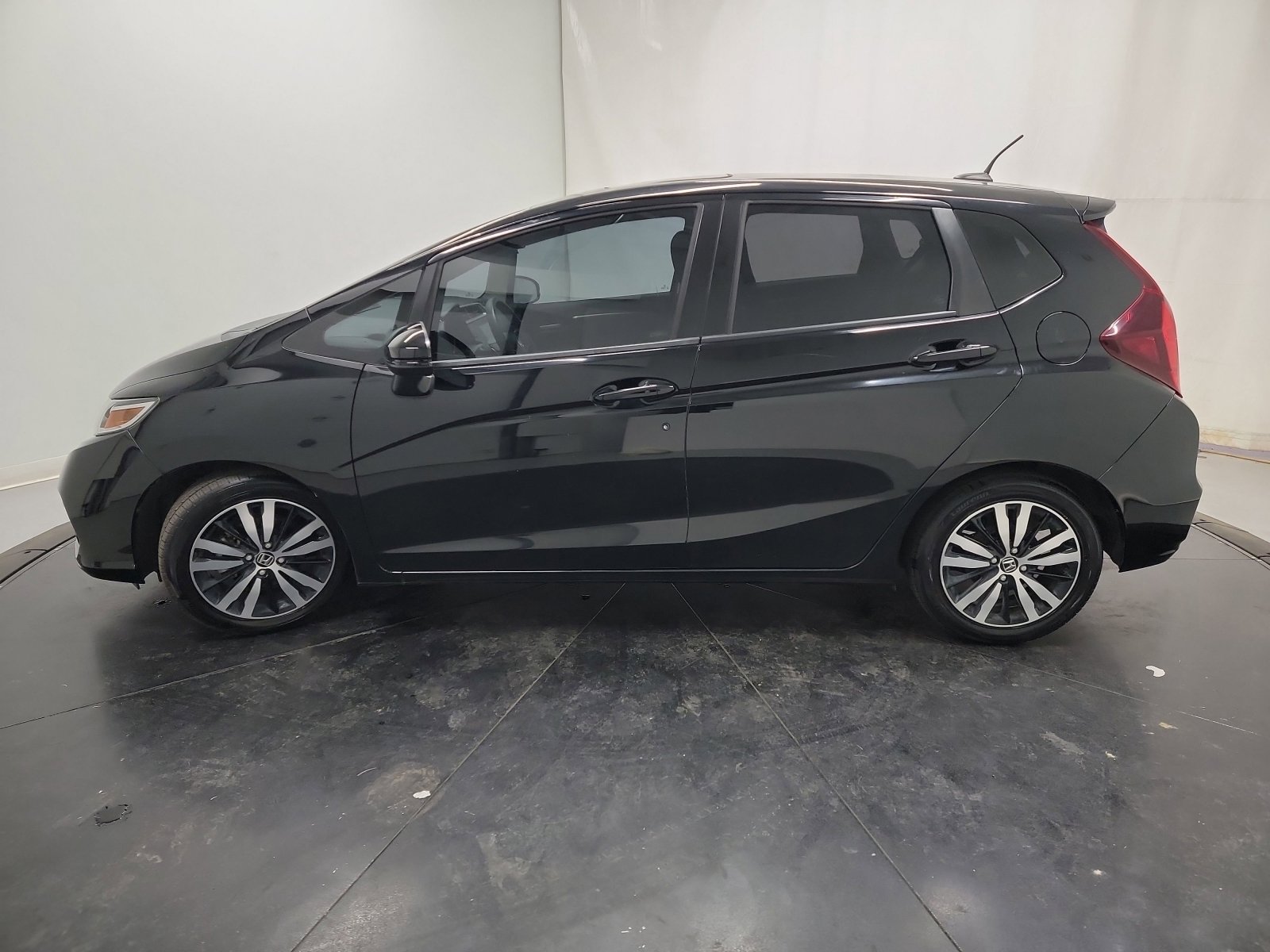 Used 2019 Honda Fit EX image 4