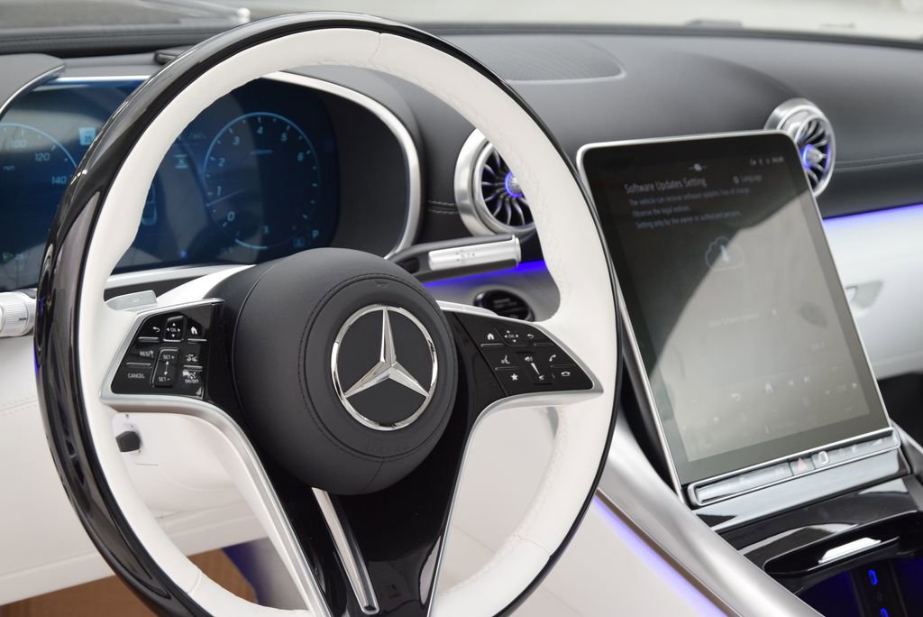 New 2026 Mercedes-Benz Maybach SL 680 image 18