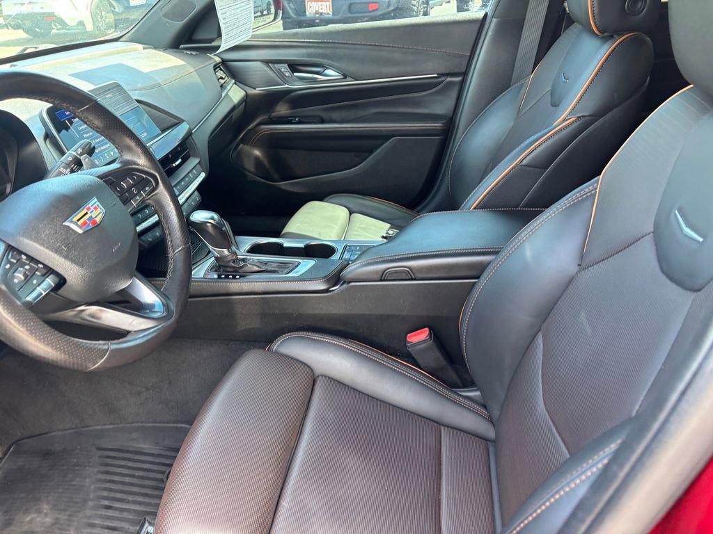 Used 2023 Cadillac CT4 Sport w/ Technology Package image 8
