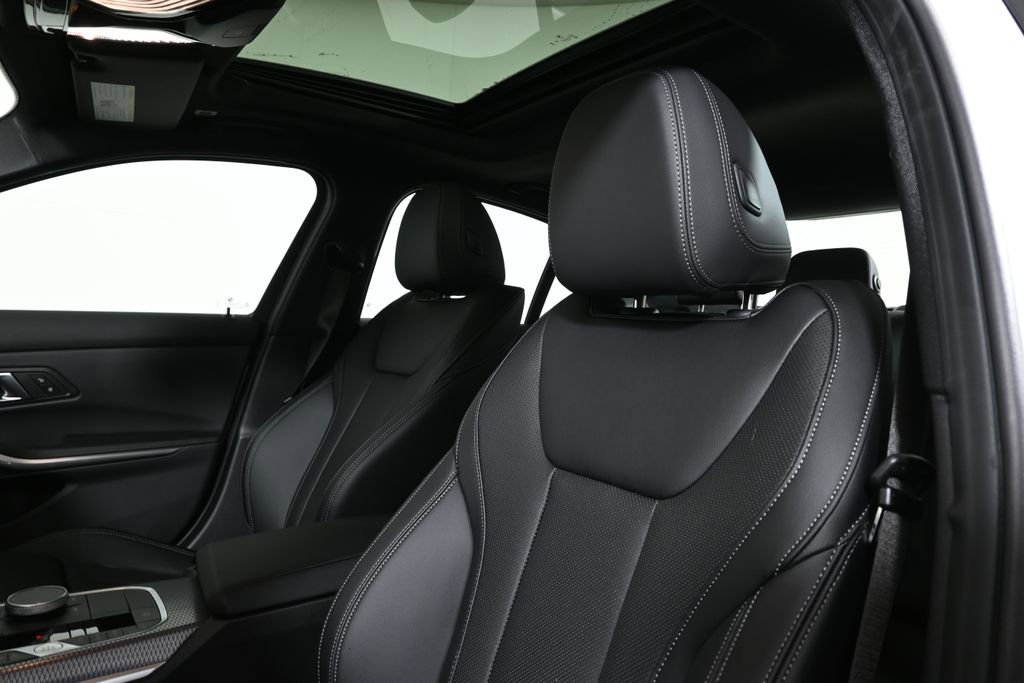 Used 2026 BMW 330i xDrive Sedan w/ Premium Package image 16