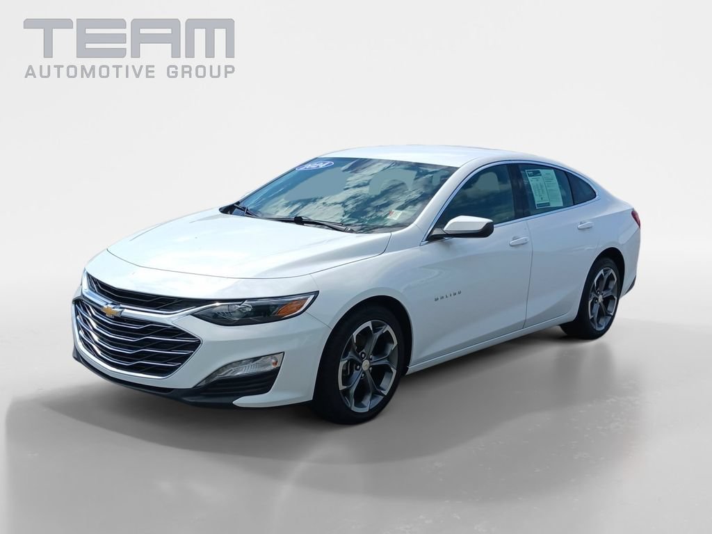 Used 2024 Chevrolet Malibu LT FWD image 3
