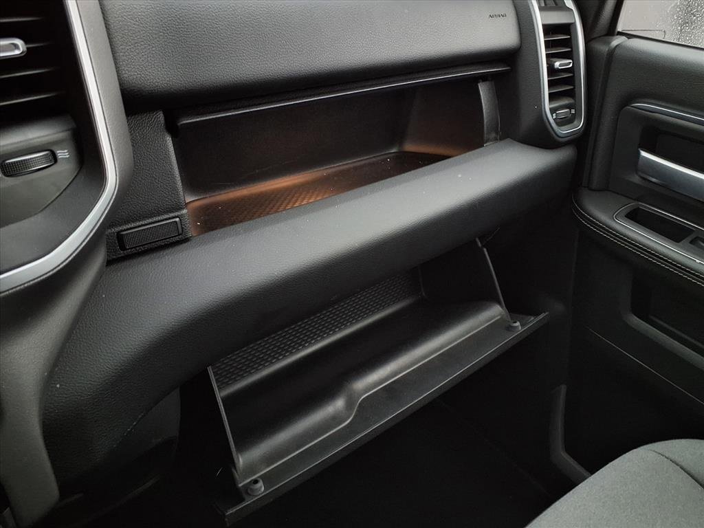 Used 2024 RAM 2500 Big Horn w/ Bed Utility Group image 18