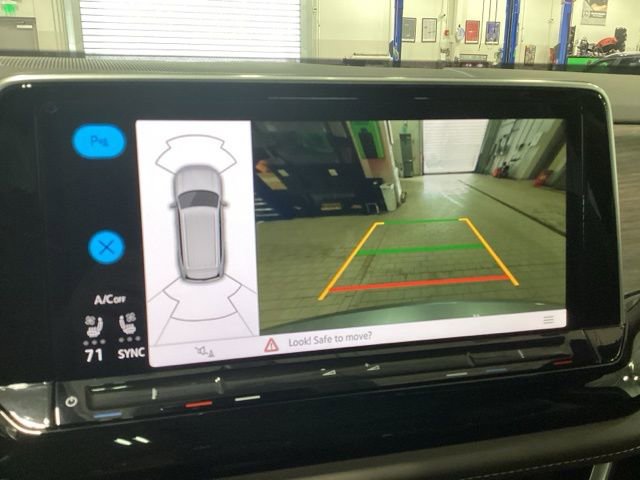 Certified 2025 Volkswagen Atlas SEL image 15