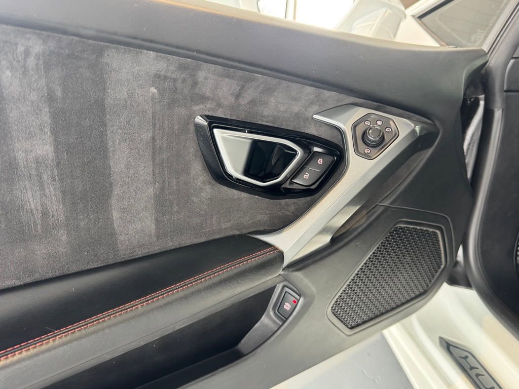 Used 2016 Lamborghini Huracan LP 580-2 image 21