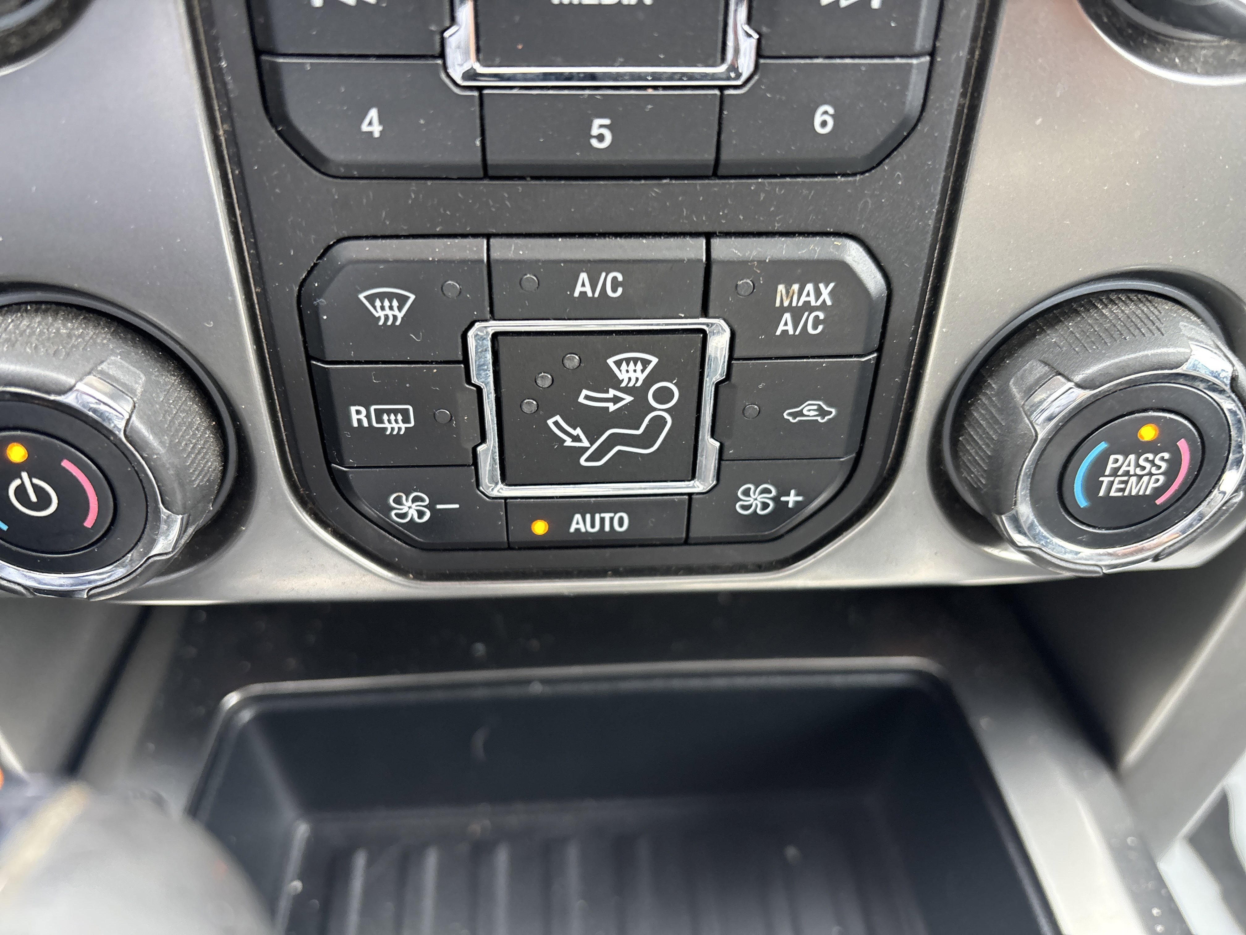 Used 2014 Ford F150 FX4 w/ Equipment Group 402A Luxury image 30