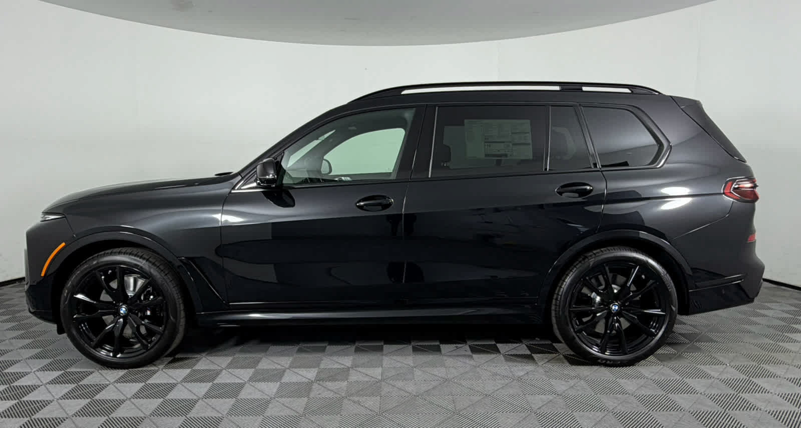 New 2027 BMW X7 M60i AWD/4WD image 6