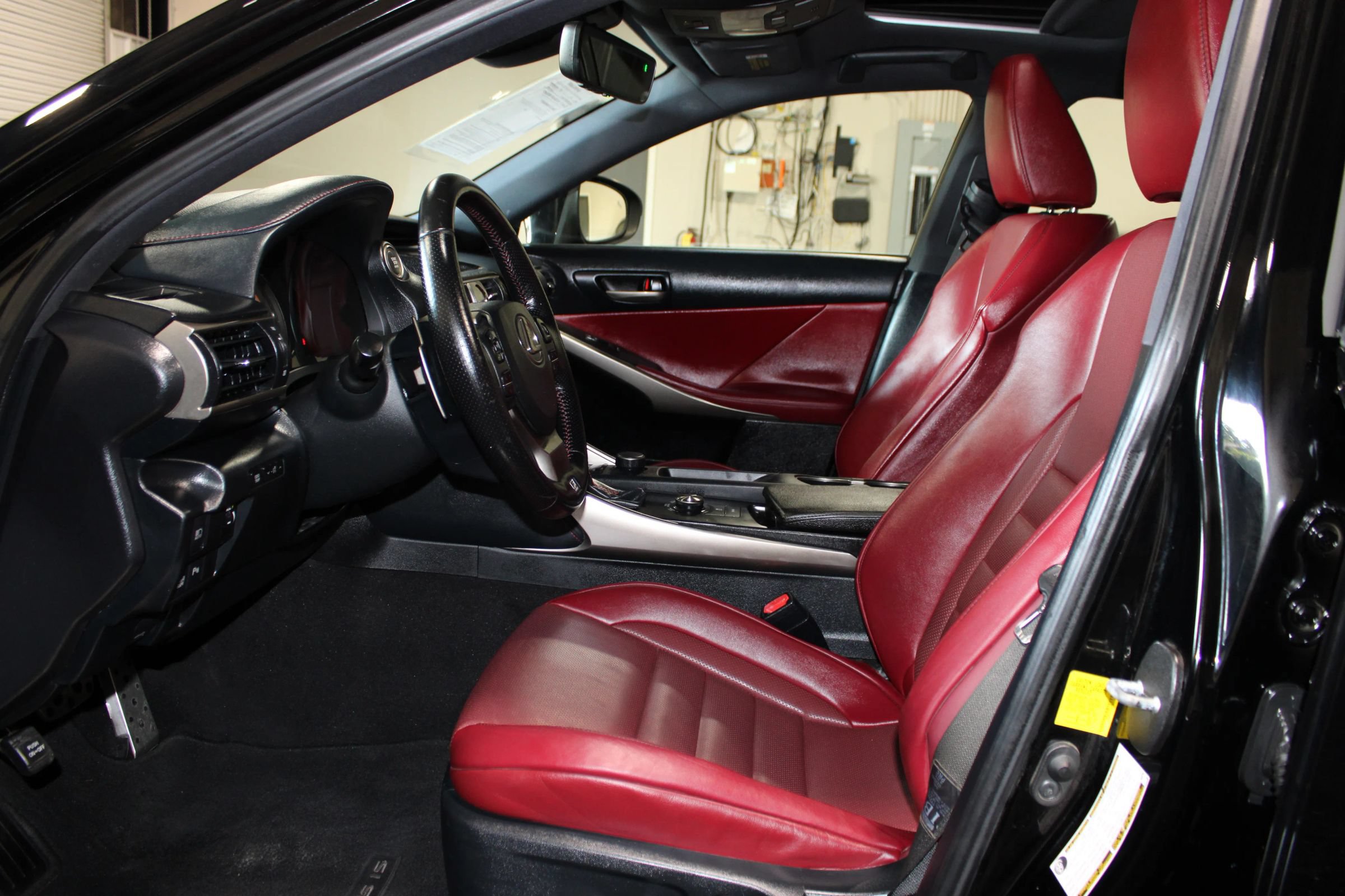 Used 2019 Lexus IS 300 F Sport w/ F Sport Package RWD image 10