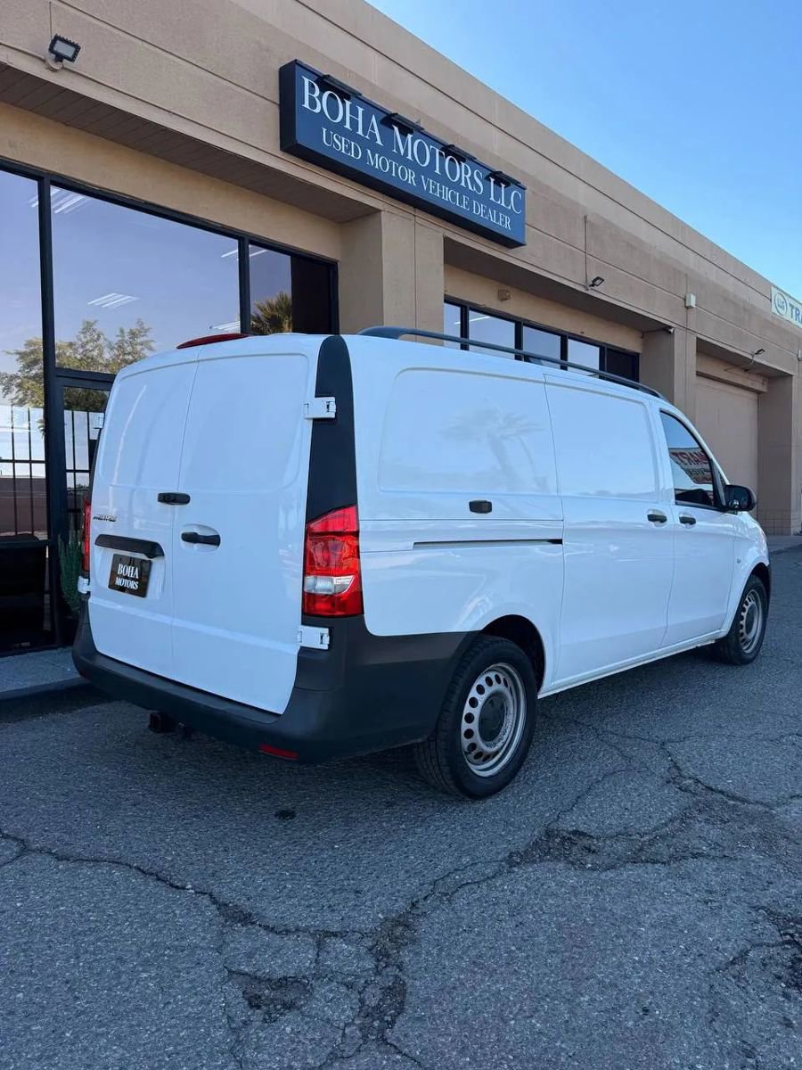 Used 2016 Mercedes-Benz Metris image 3
