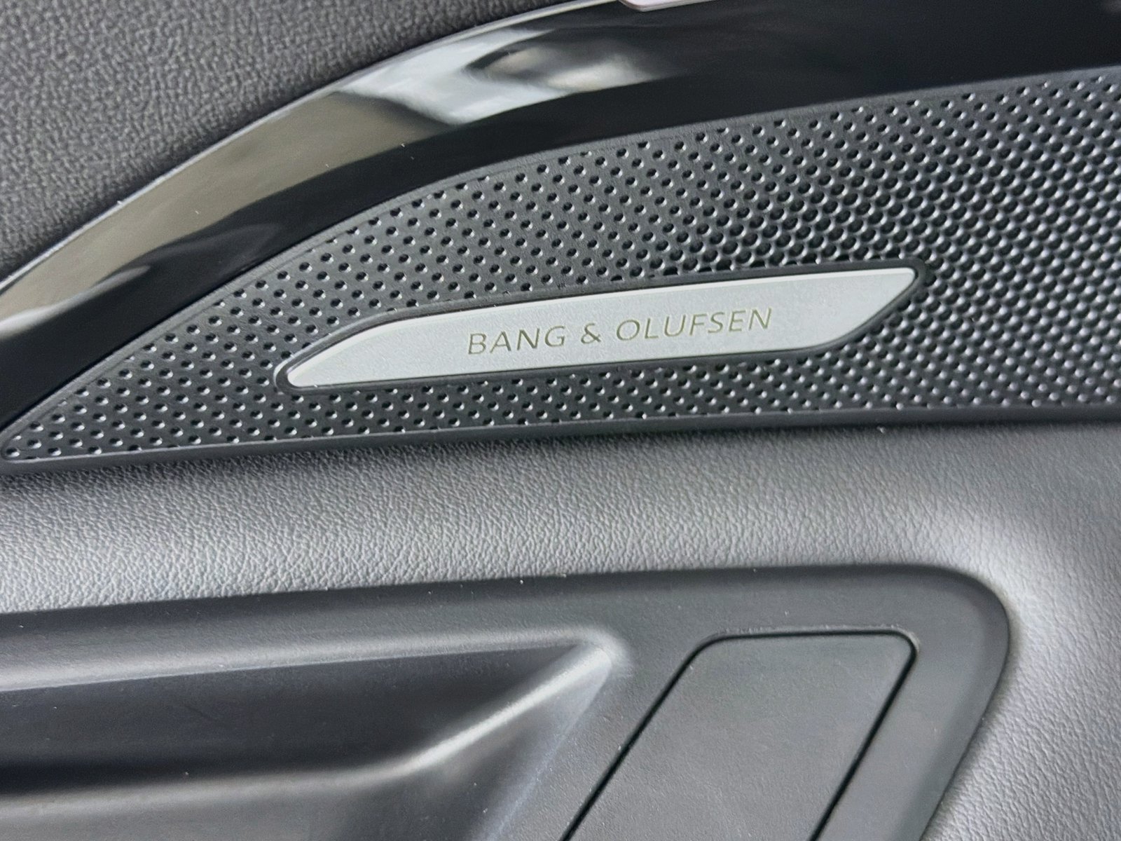 Certified 2025 Audi Q5 Premium AWD/4WD image 18