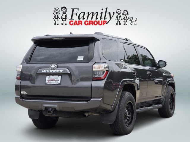 Used 2022 Toyota 4Runner SR5 Premium w/ Moonroof Package RWD image 4