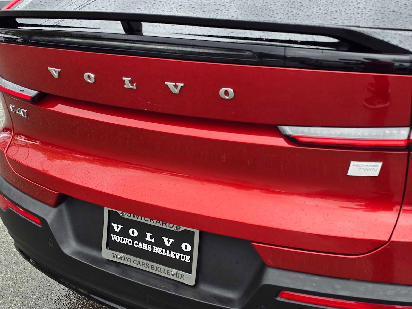 Certified 2023 Volvo C40 P8 Recharge Ultimate w/ Protection Package Premier AWD/4WD image 14