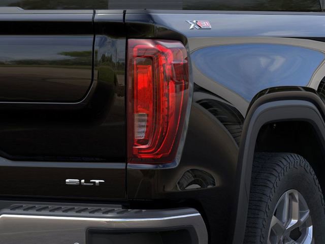 New 2025 GMC Sierra 1500 SLT image 12