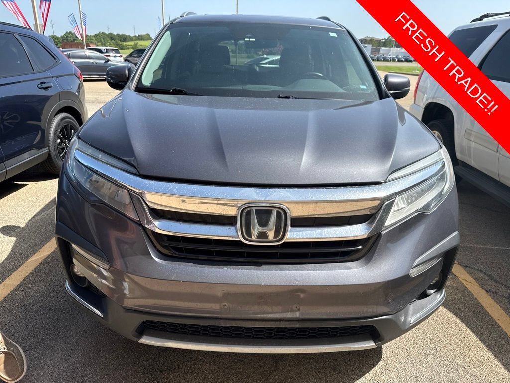 Used 2019 Honda Pilot Touring image 1