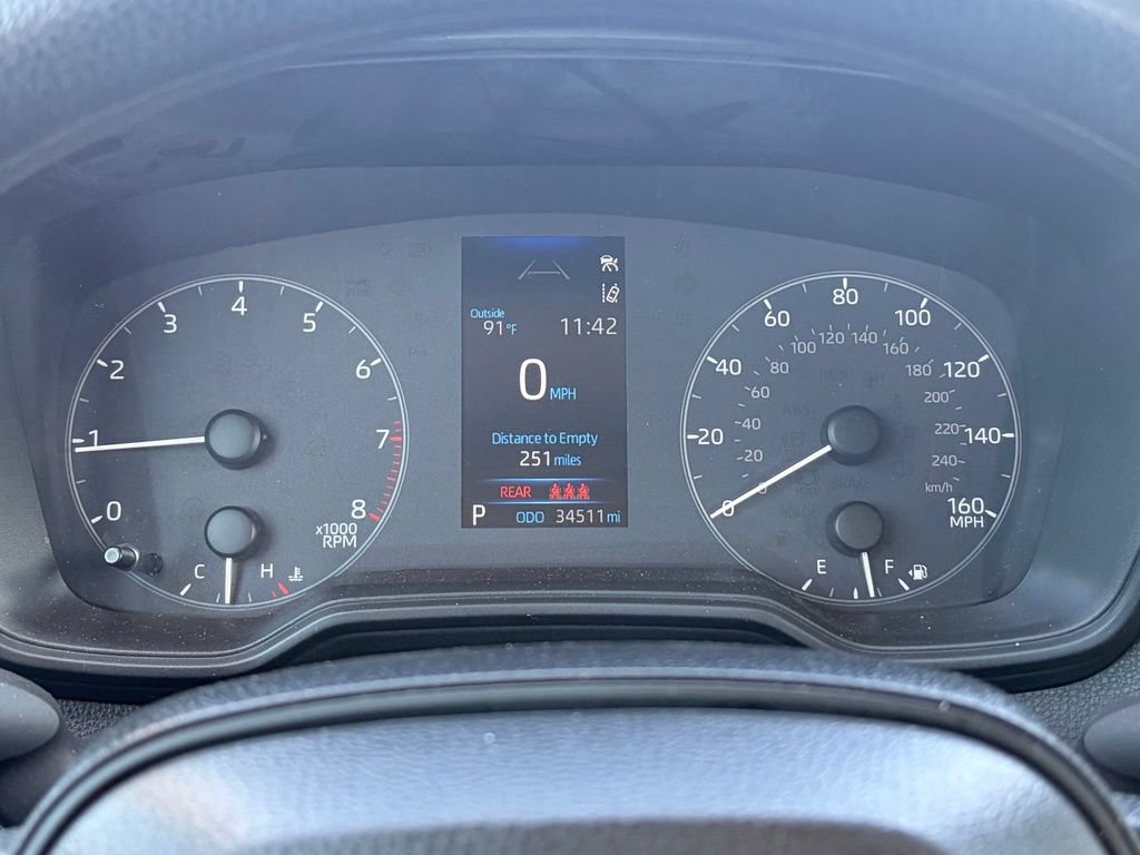 Used 2025 Toyota Corolla LE FWD image 12