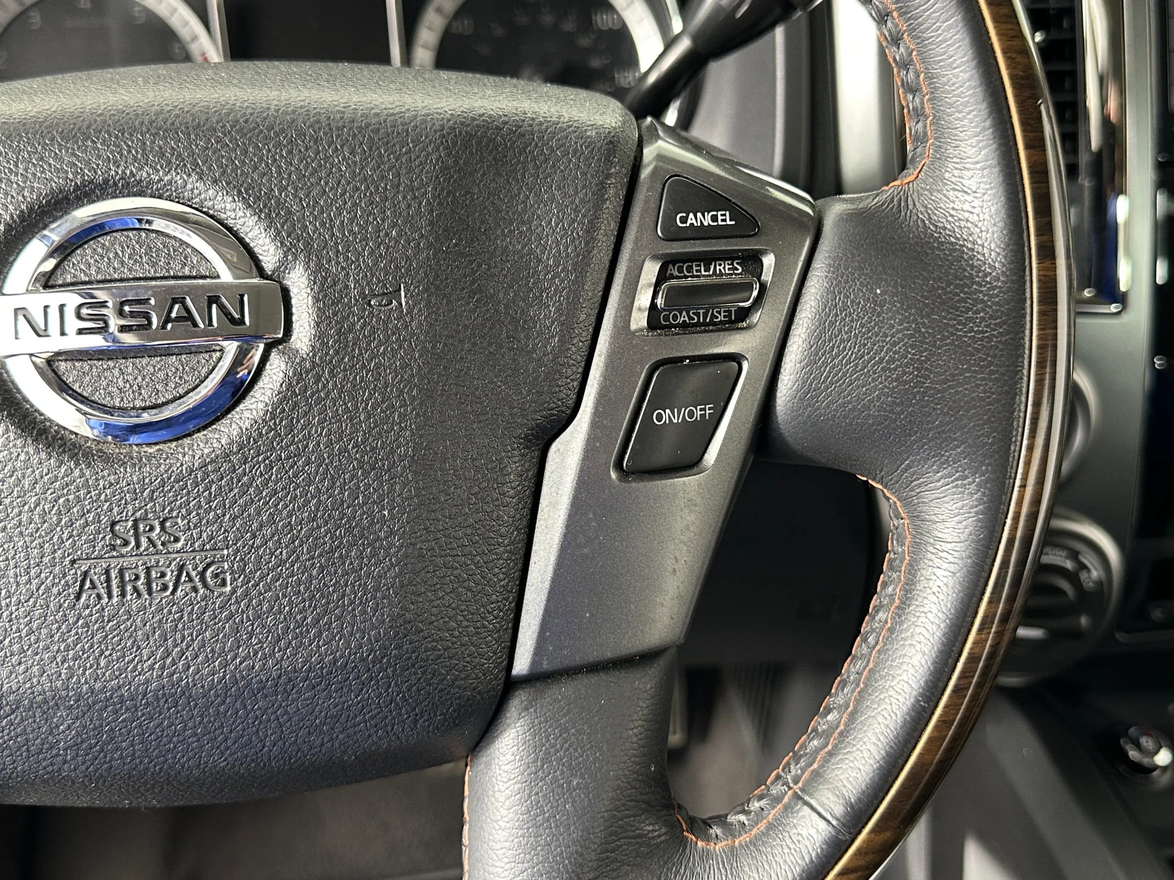Used 2017 Nissan Titan Platinum Reserve image 39