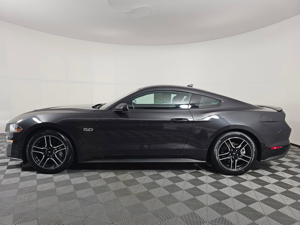 Used 2022 Ford Mustang GT Premium w/ Ford Safe & Smart Package RWD image 4