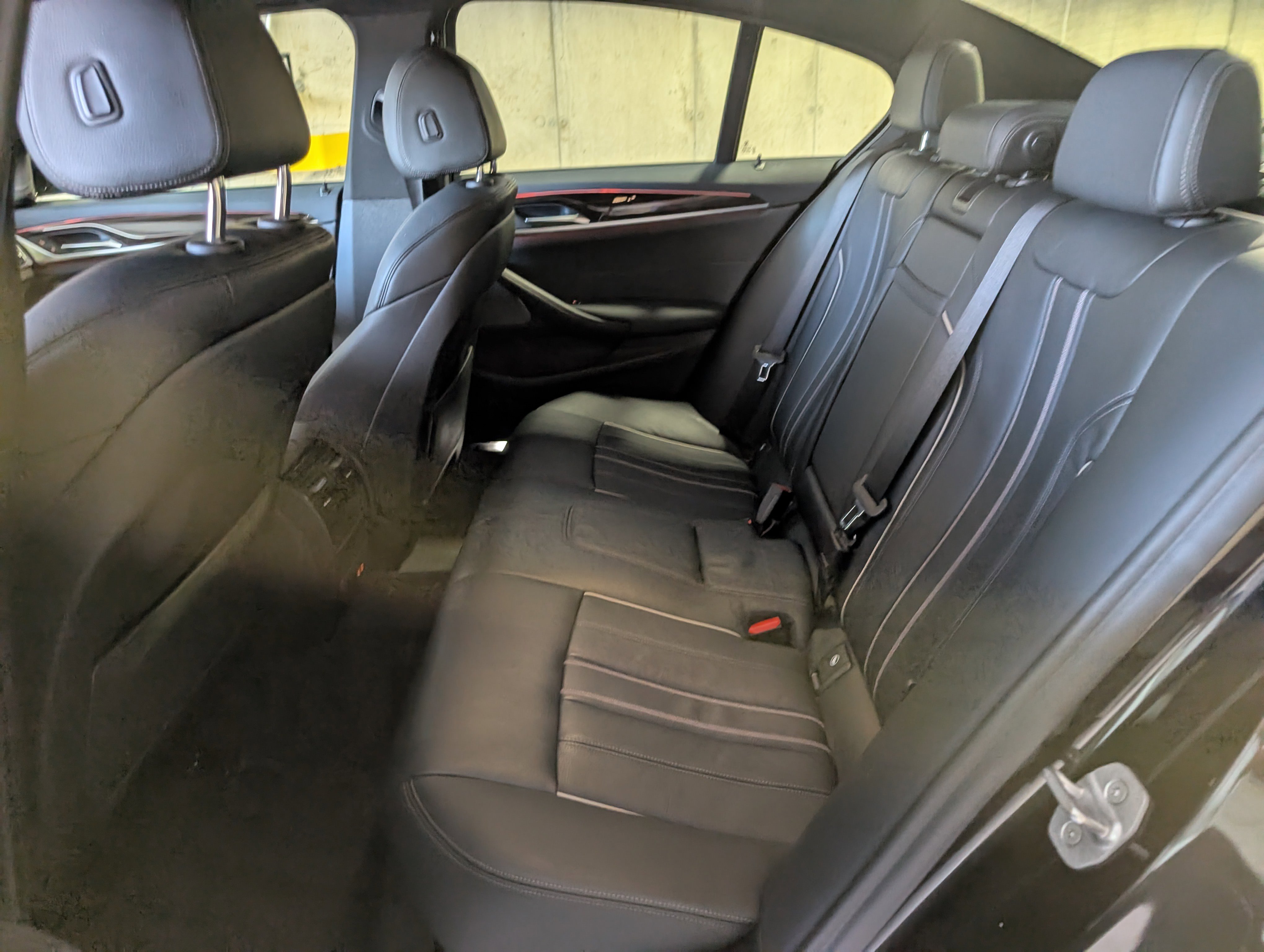 Used 2021 BMW 540i xDrive w/ Premium Package image 24