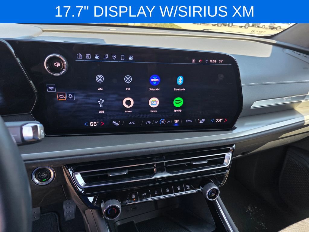 Used 2024 Chevrolet Traverse LT image 16