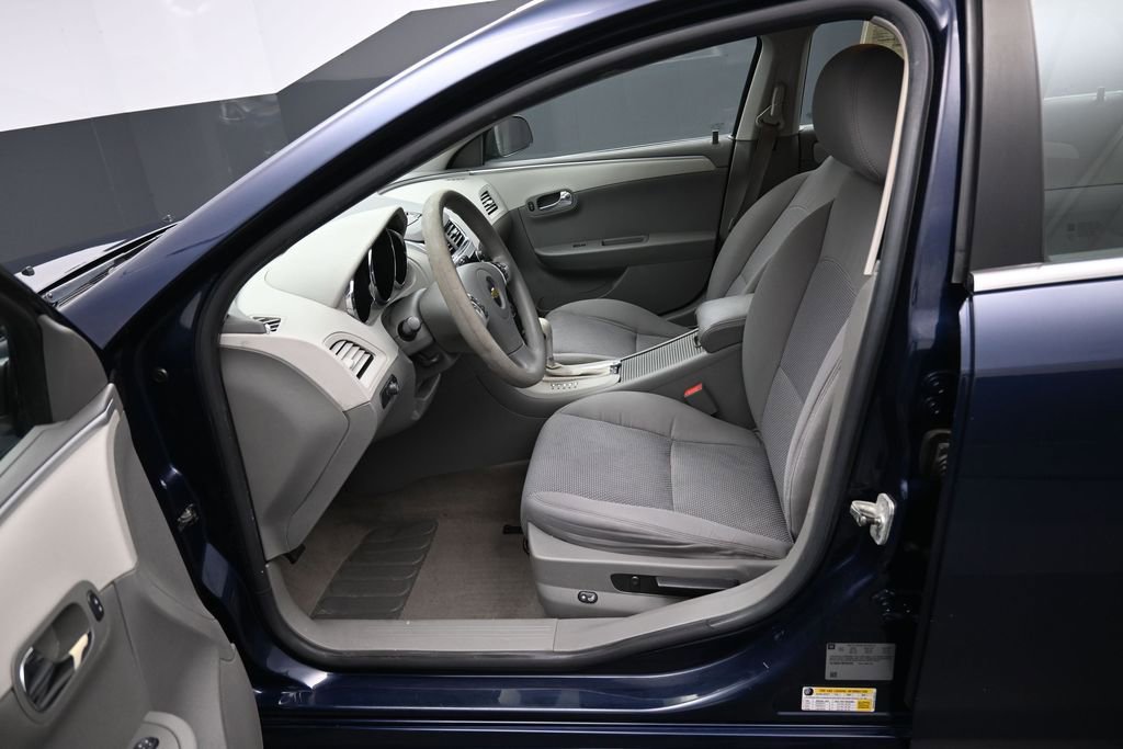 Used 2011 Chevrolet Malibu LS w/ LPO, Protection Package FWD image 9