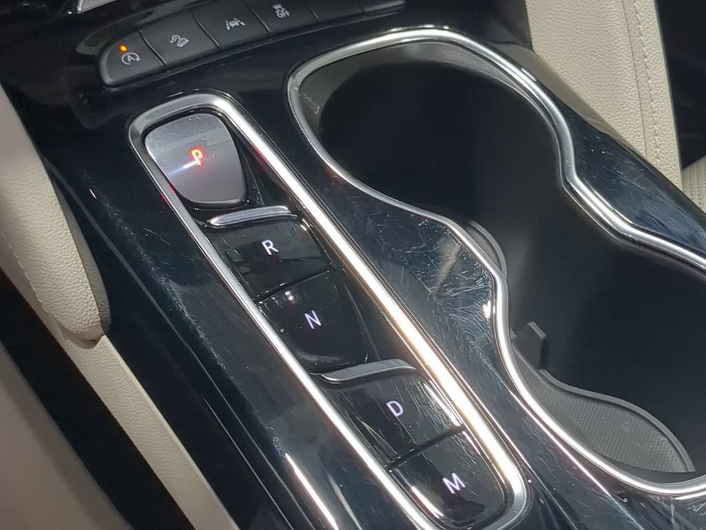 Used 2021 Buick Envision Essence AWD/4WD image 34