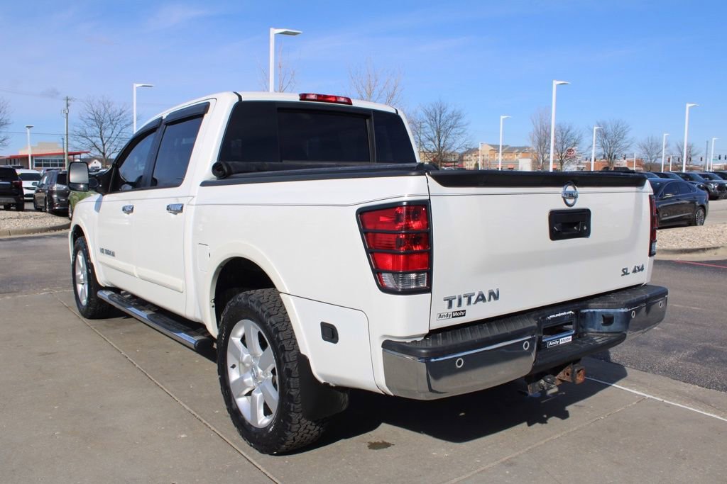 Used 2013 Nissan Titan SL w/ Moonroof Pkg image 5