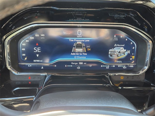 Used 2025 Chevrolet Silverado 2500 LT w/ Convenience Package image 38