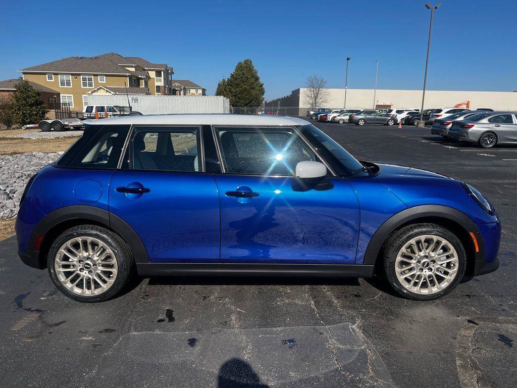 New 2025 MINI Cooper S FWD image 4
