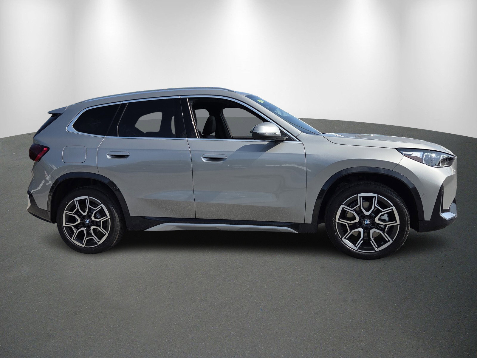 New 2026 BMW X1 xDrive28i w/ Technology Package image 8
