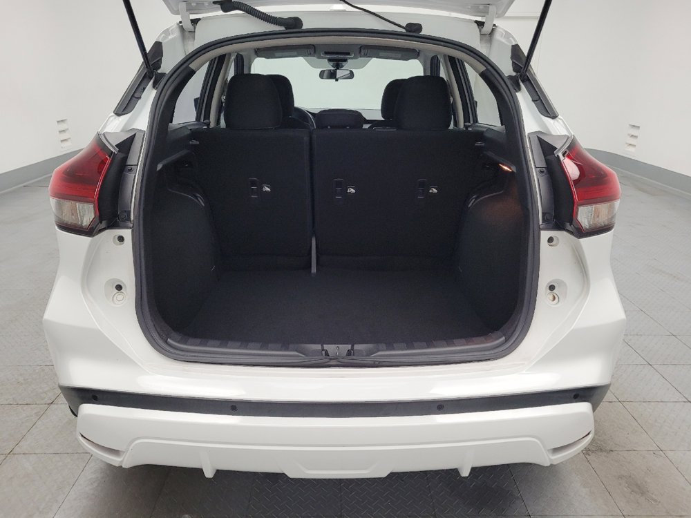 Used 2022 Nissan Kicks S FWD image 29