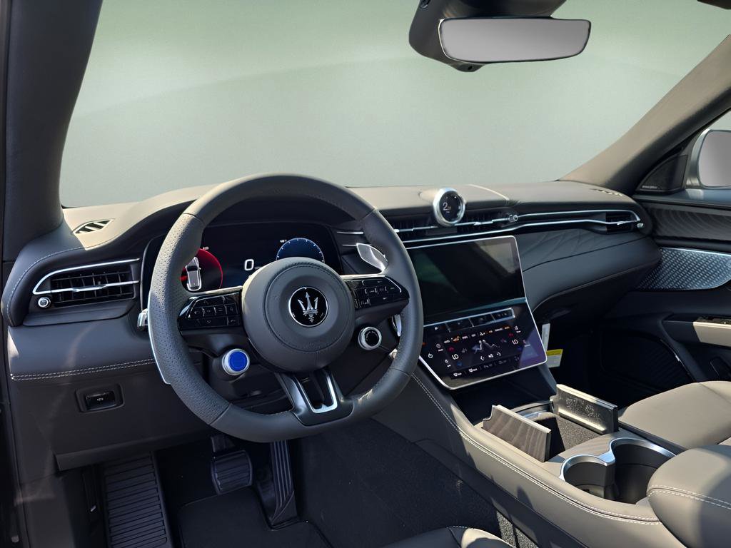 New 2025 Maserati Grecale GT image 34
