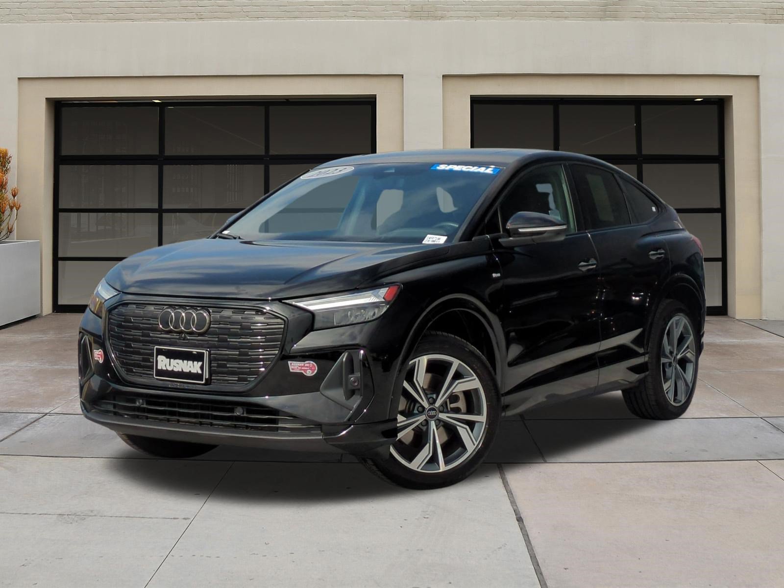 Used 2023 Audi Q4 e-tron Premium w/ Convenience Package AWD/4WD image 3
