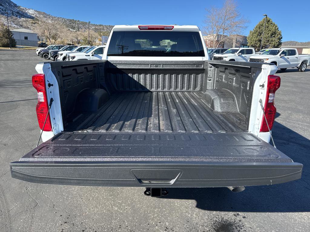 New 2026 Chevrolet Silverado 2500 Custom w/ Z71 Off-Road Package image 9