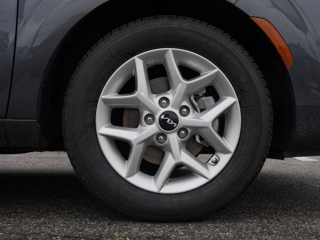 Used 2023 Kia Soul LX w/ Option Group 015 image 7