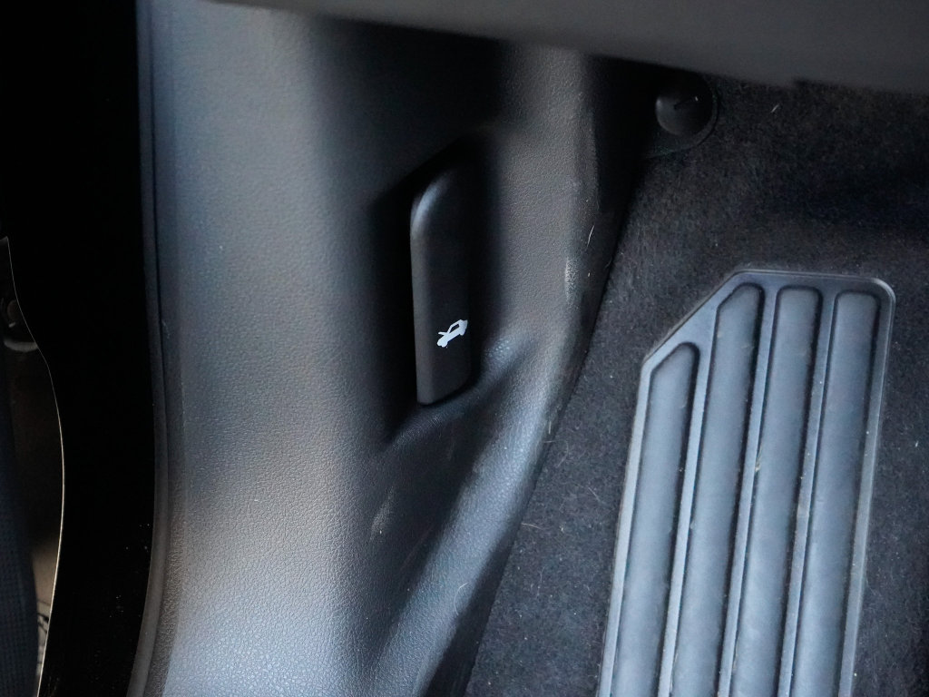 Used 2025 INFINITI QX60 Pure image 29