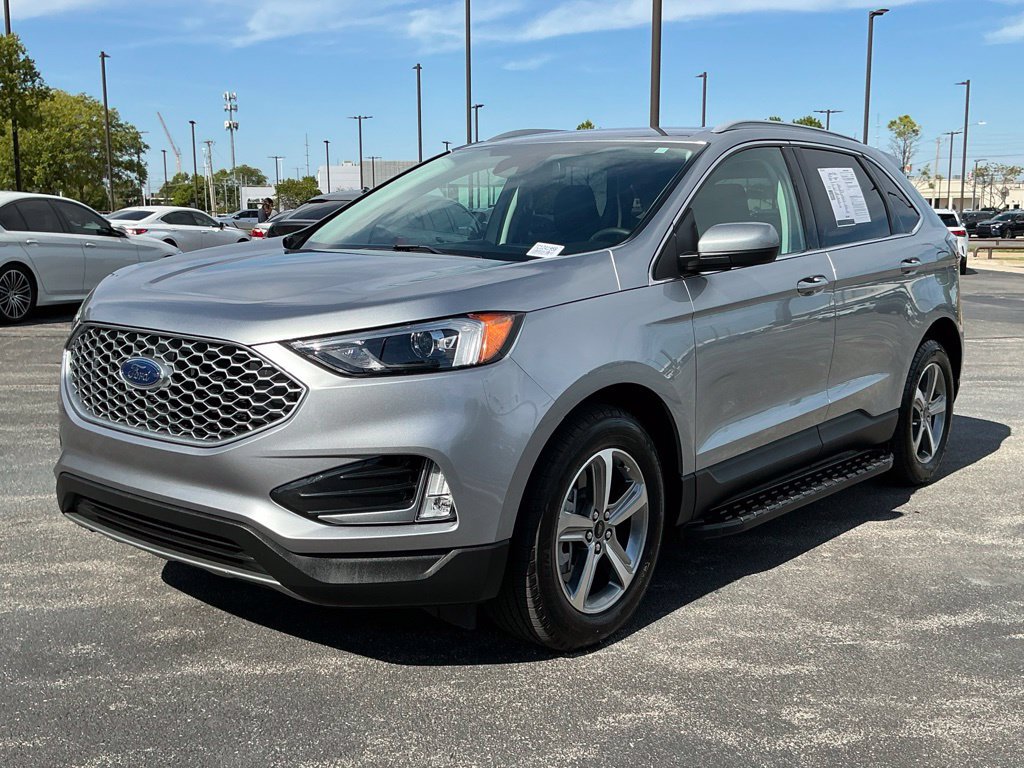Used 2024 Ford Edge SEL w/ Convenience Package AWD/4WD image 7