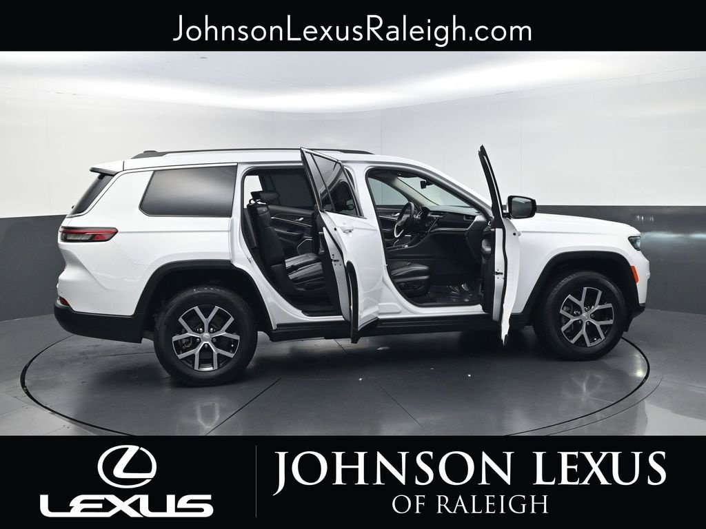 Used 2024 Jeep Grand Cherokee L Limited AWD/4WD image 33