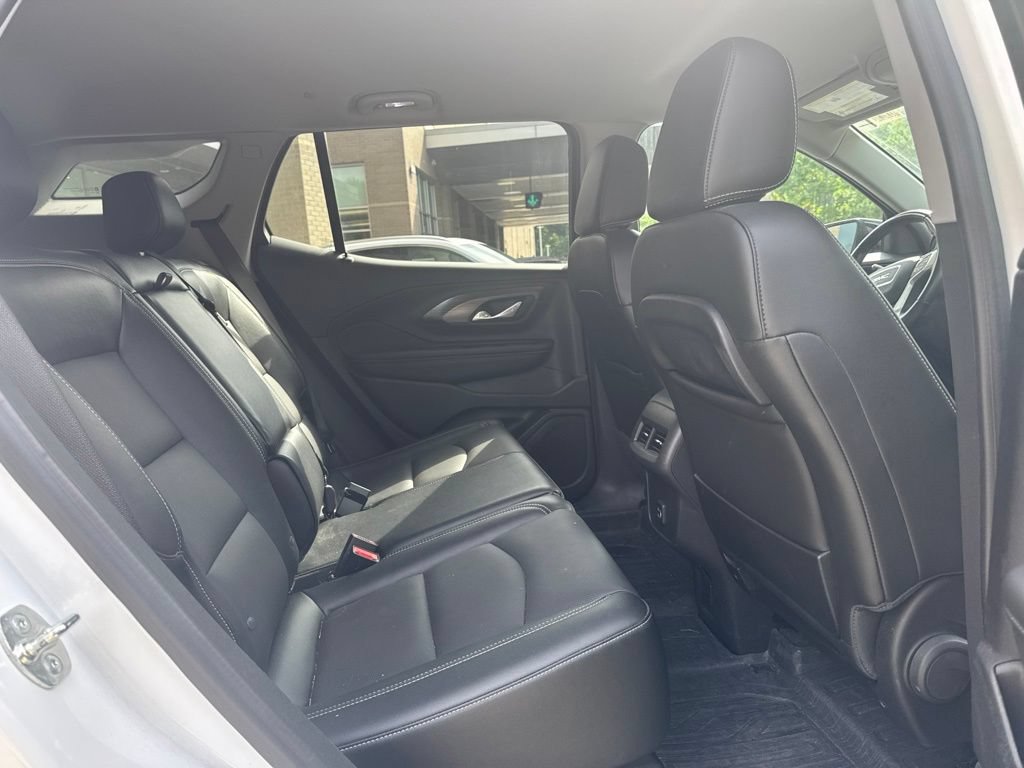 Used 2024 GMC Terrain SLT w/ Tech Package AWD/4WD image 19