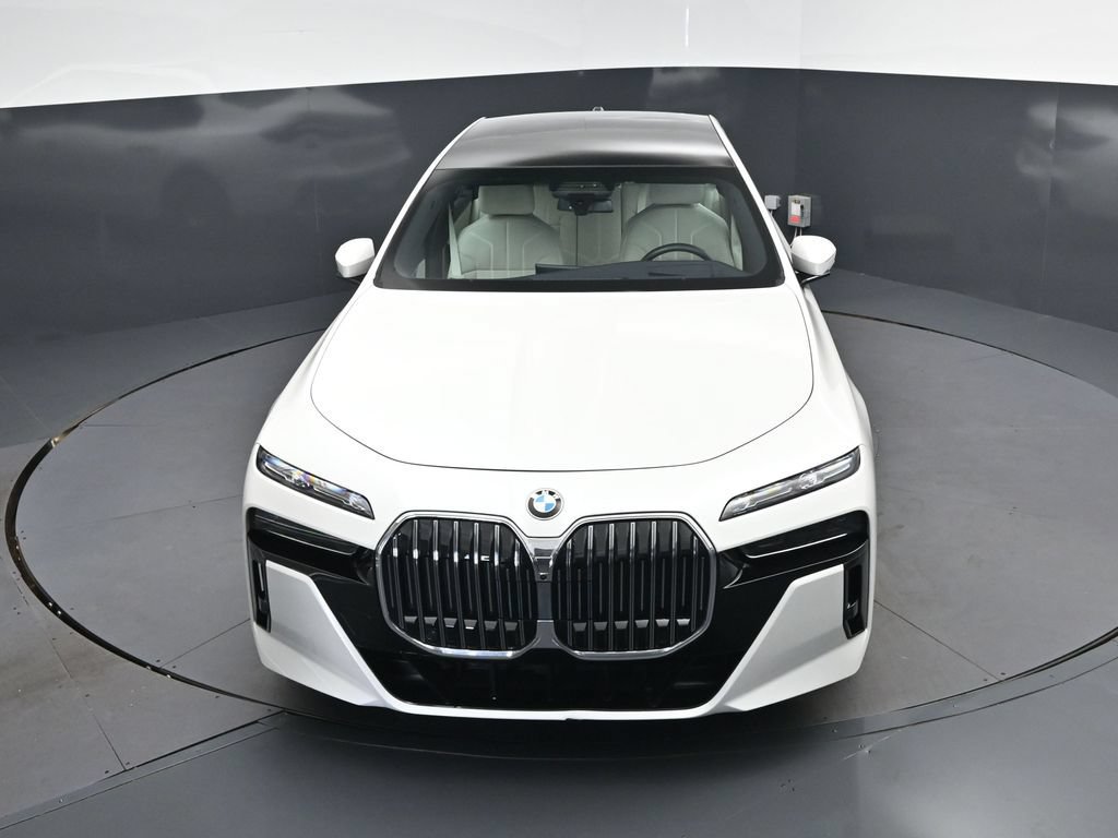 Certified 2024 BMW 740i w/ Executive Package RWD image 37
