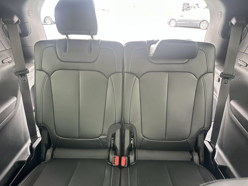 New 2027 Jeep Grand Cherokee L Limited AWD/4WD image 31
