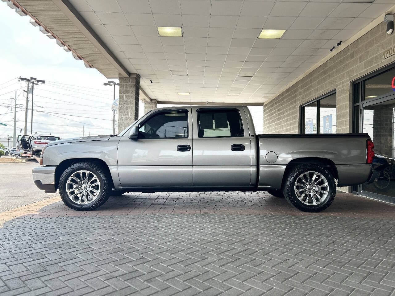 Used 2006 Chevrolet Silverado 1500 LT w/ Light Duty Power Package RWD image 7