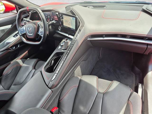 Used 2021 Chevrolet Corvette Stingray Premium Cpe w/ Z51 Performance Package RWD image 19