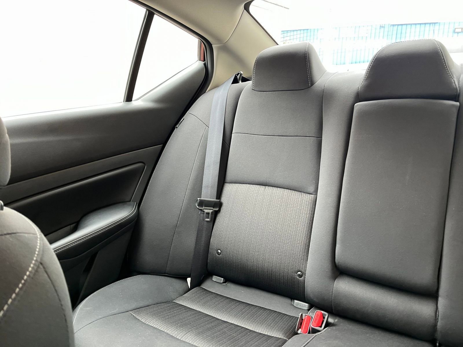 Used 2025 Nissan Altima 2.5 SV image 39