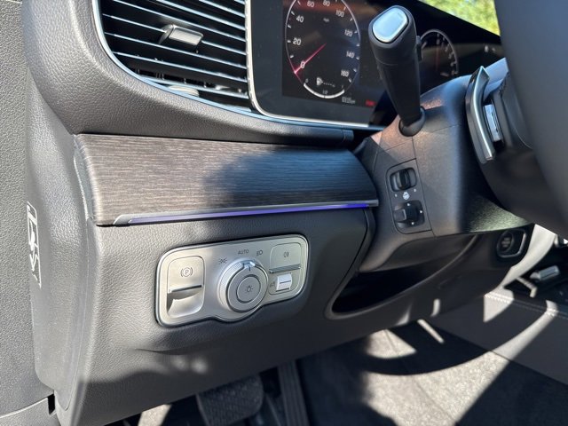 New 2026 Mercedes-Benz GLE 450e 4MATIC image 17