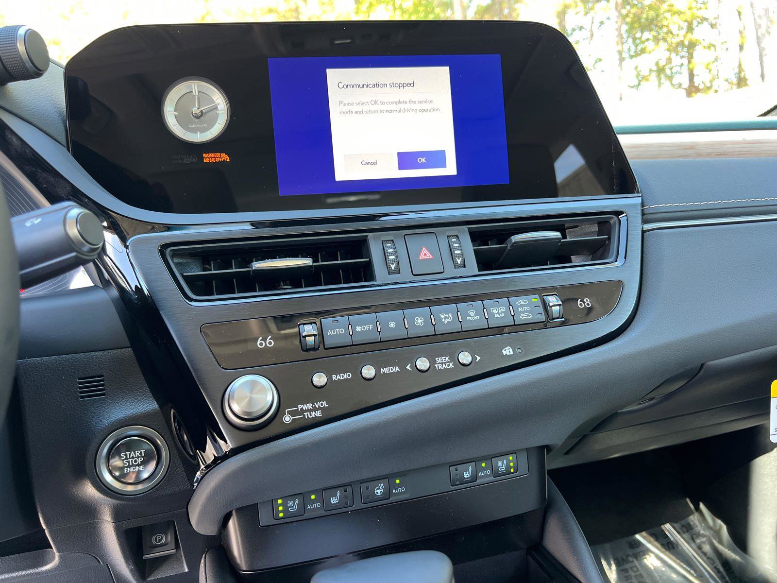 New 2025 Lexus ES 350 w/ Premium Package image 22