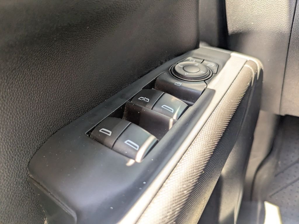 Used 2023 Chevrolet Silverado 1500 Custom RWD image 23
